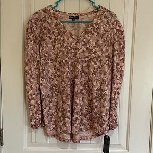 Democracy XL Floral Long Sleeve Top - shades of pink
NWT